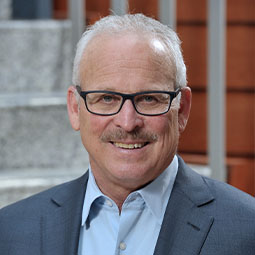 Peter Roblin Headshot